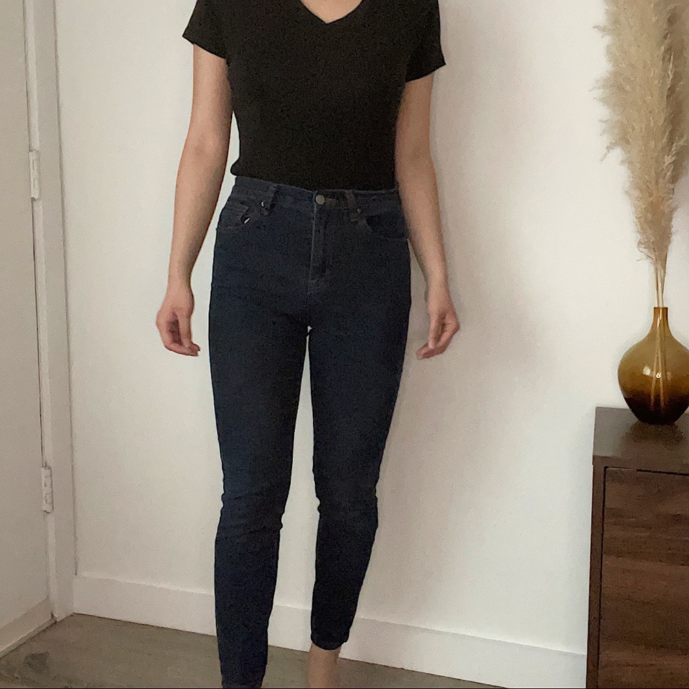 F21 Dark High Rise Skinny Jeans